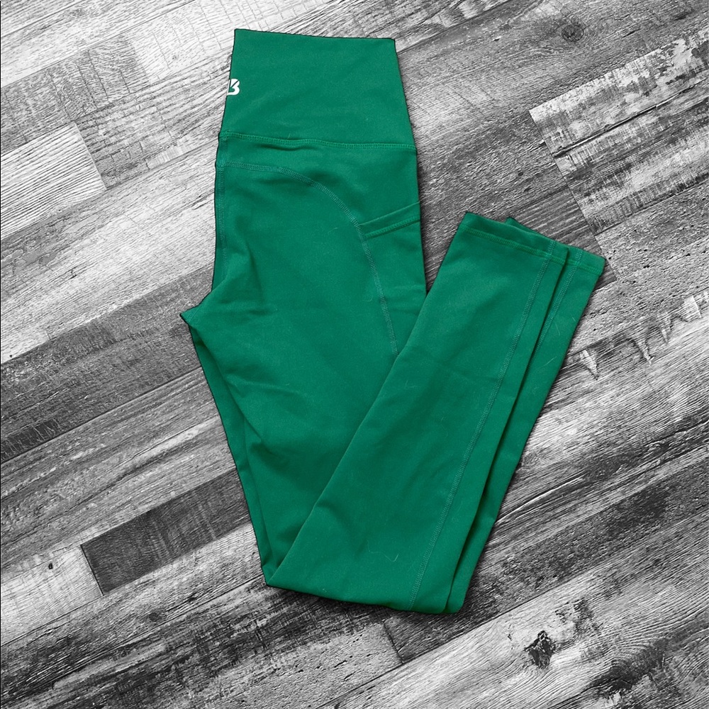 BuffBunny leggings - pockets! Size M